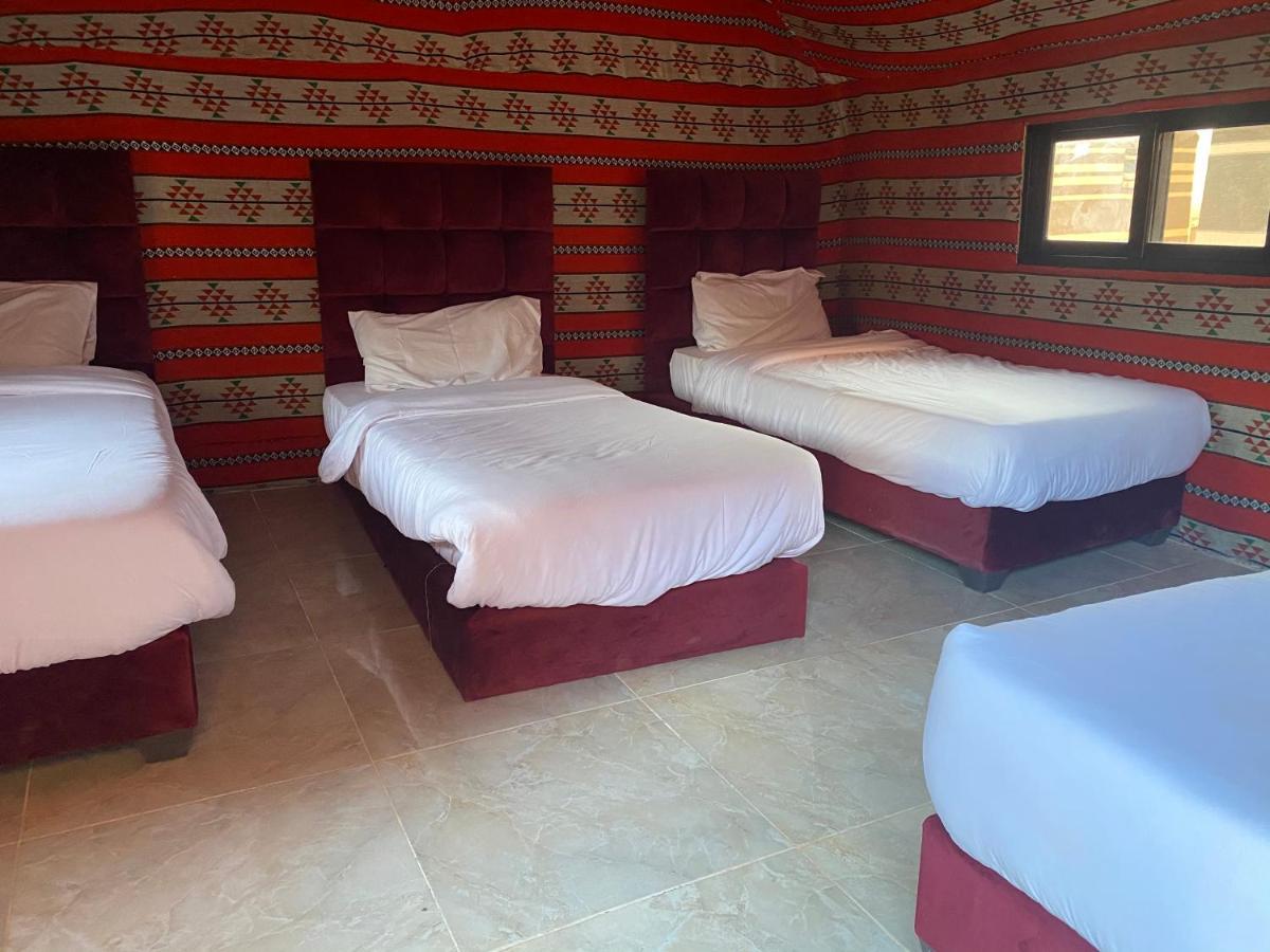Hotel Stars Camp *
